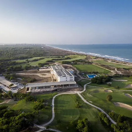 パラドール デ エル サレール