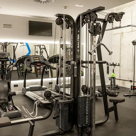 ホテル パラドール デ エル サレール 5*