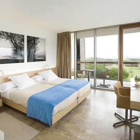 パラドール デ エル サレール ホテル