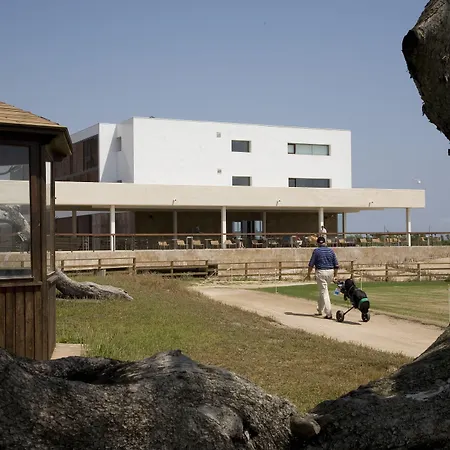 パラドール デ エル サレール