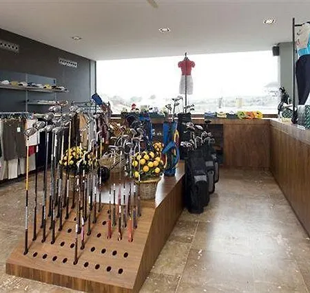 パラドール デ エル サレール ホテル