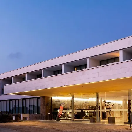 パラドール デ エル サレール 5* エル・サレール