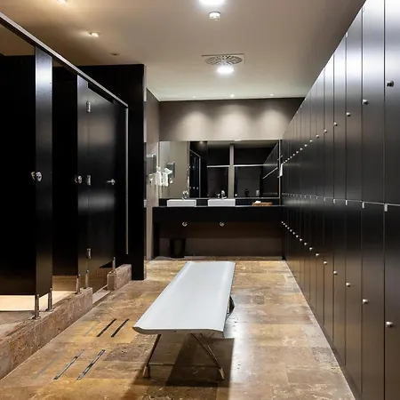 ホテル パラドール デ エル サレール 5*