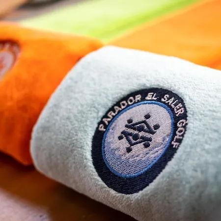 パラドール デ エル サレール ホテル エル・サレール