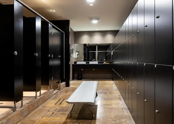 Hotel De 5*